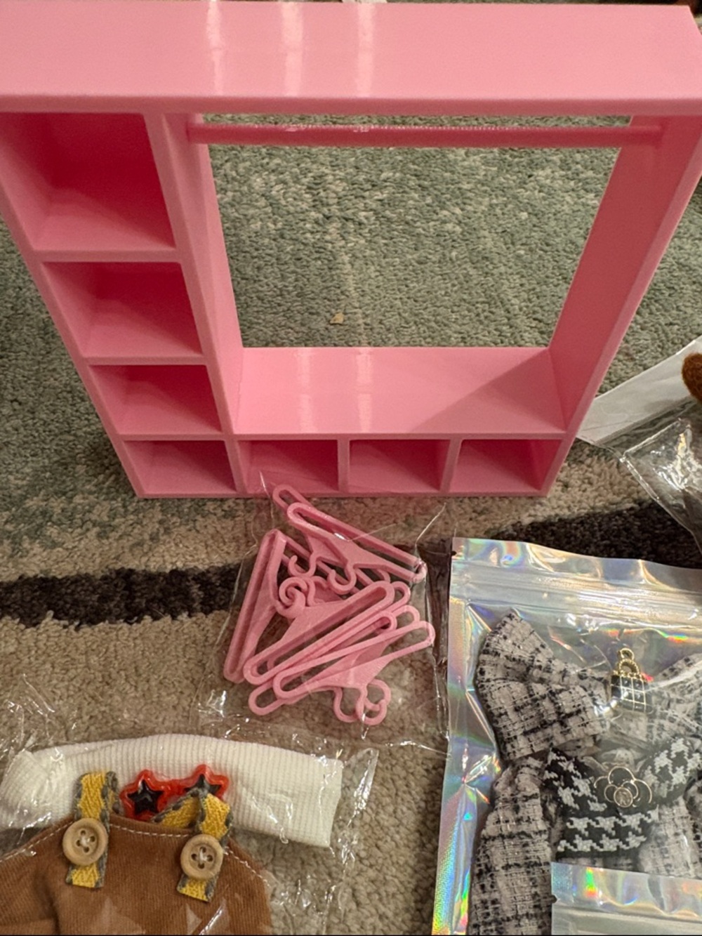 NEW Labubu Set W/Clothes - Picture 3 of 4